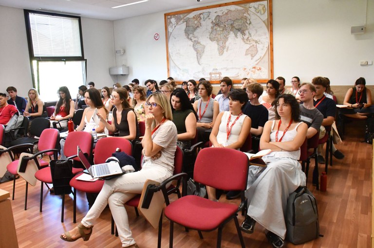 Bild 2 Summer Academy.jpeg